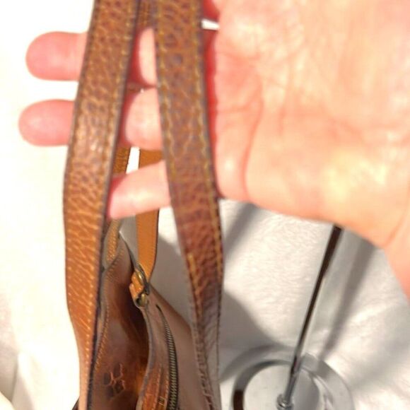 Patricia Nash Distressed Poppy Tote - Picture 6 of 16